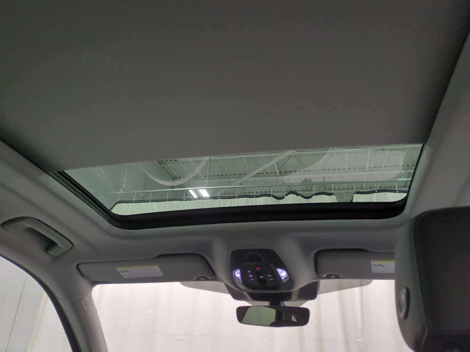 Thumbnail: 2025 Audi Q5 - 15