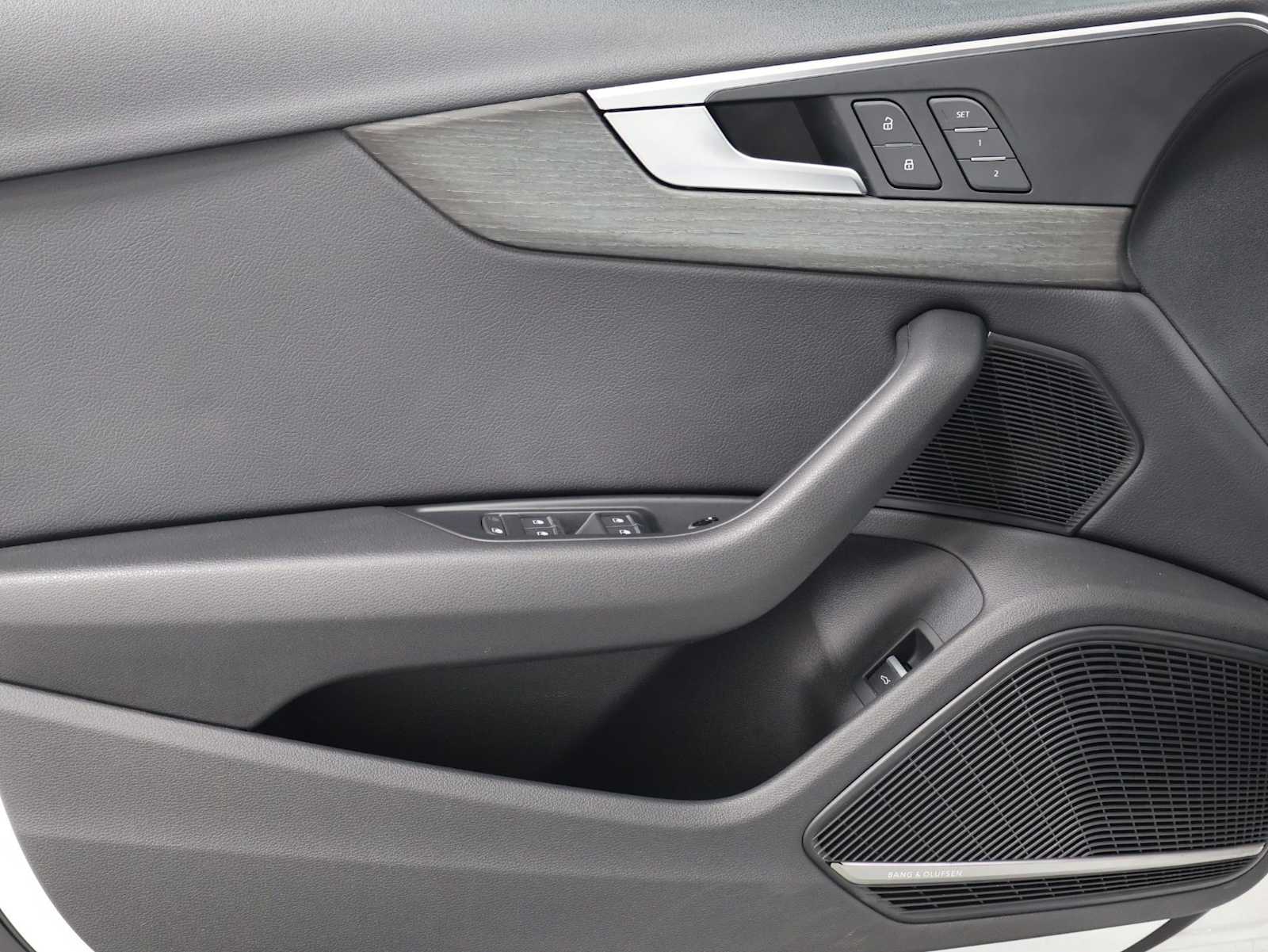 Thumbnail: 2018 Audi A4 - 14