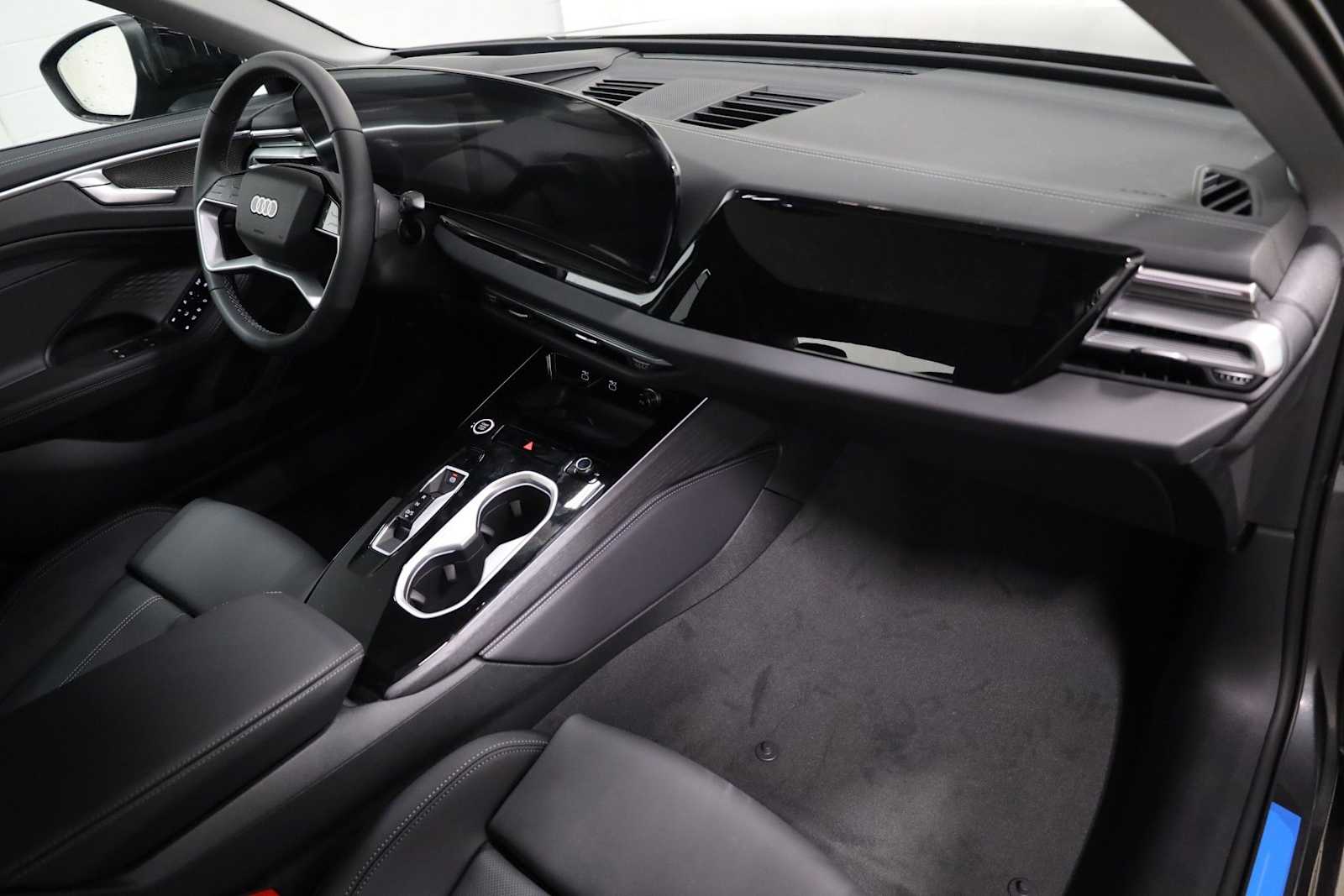 Thumbnail: 2026 Audi A6 - 6