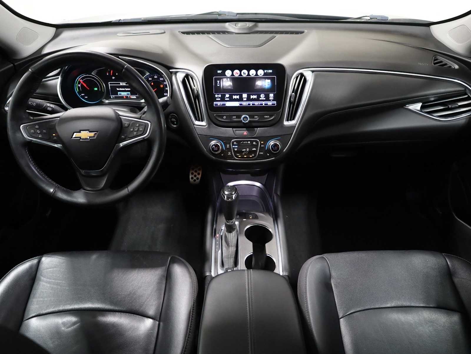 Thumbnail: 2017 Chevrolet Malibu - 23