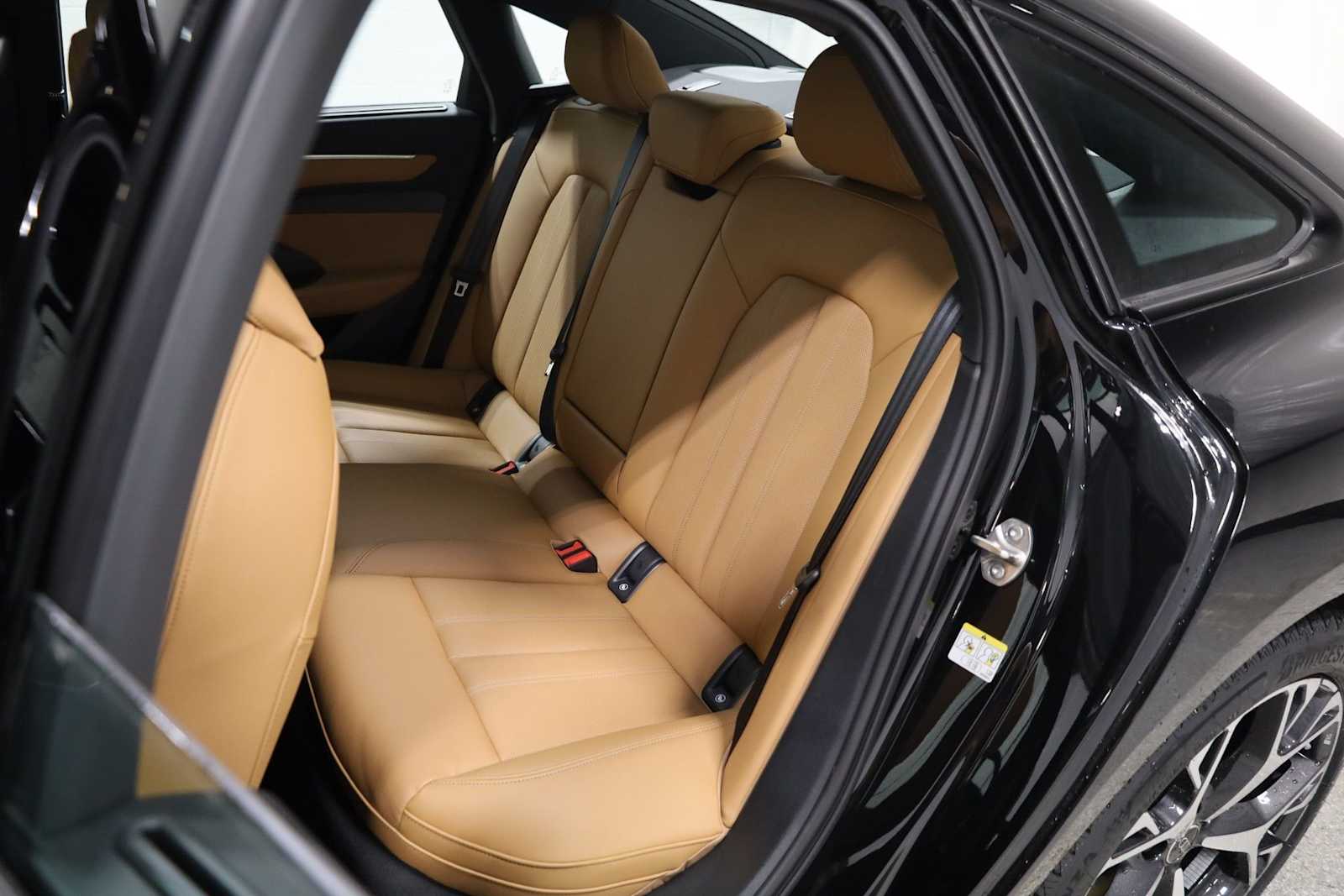 Thumbnail: 2026 Audi A6 - 34