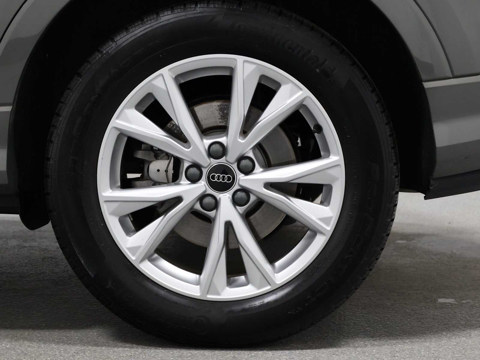 Thumbnail: 2023 Audi Q3 - 36
