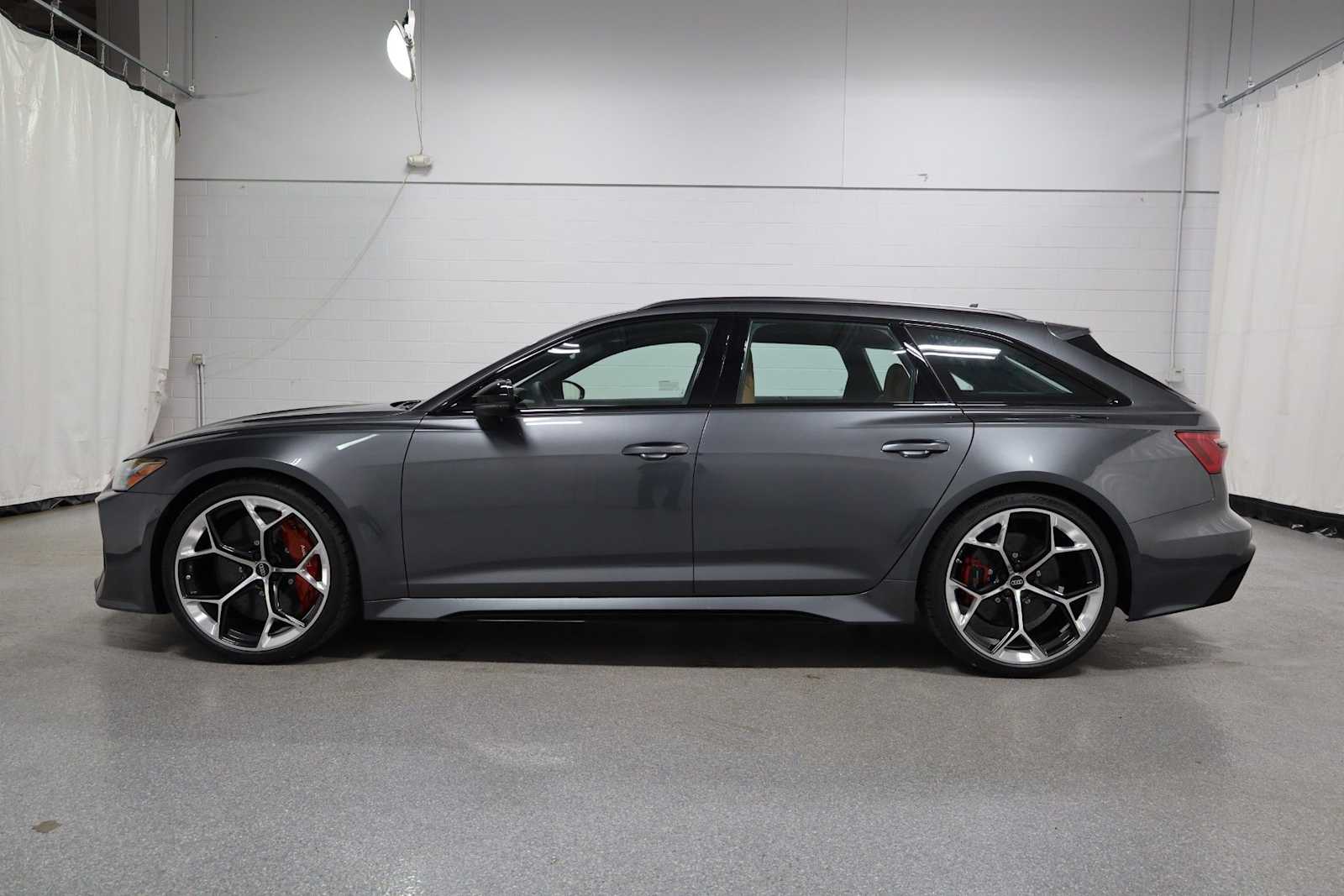 Thumbnail: 2026 Audi RS 6 - 2