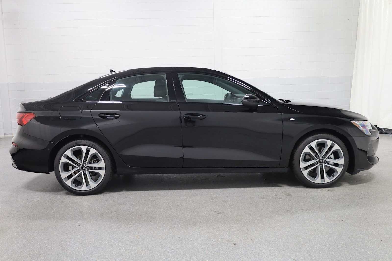 Thumbnail: 2025 Audi A3 - 10