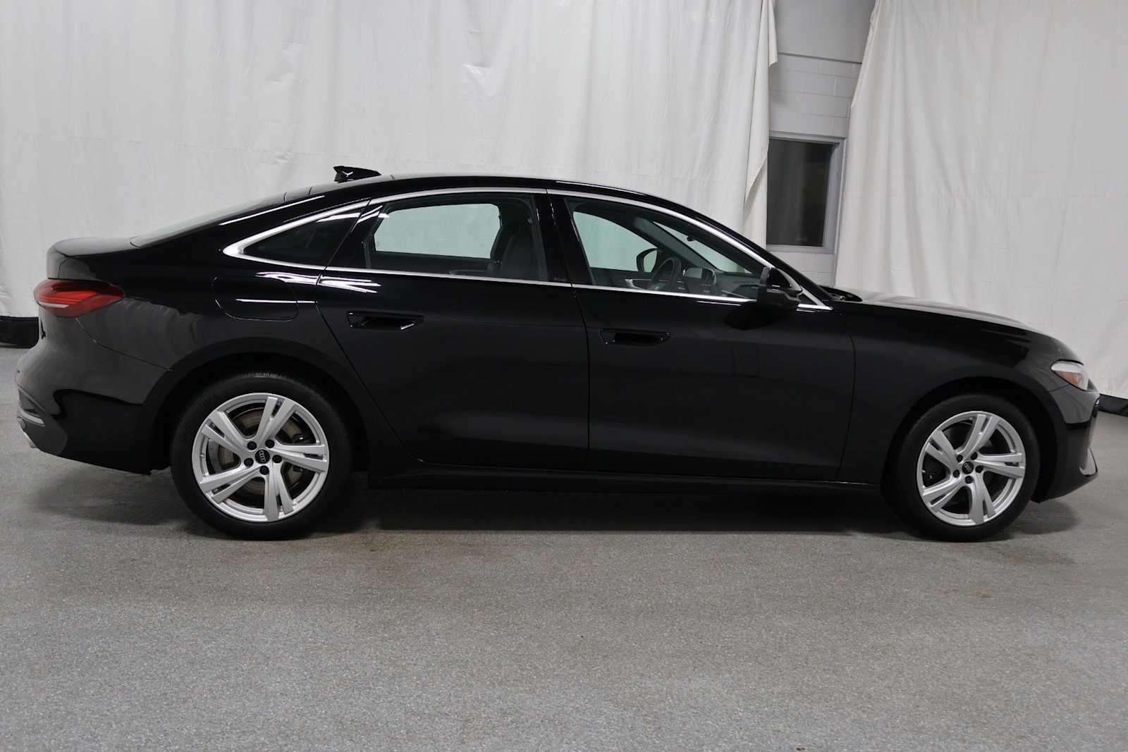 Thumbnail: 2025 Audi A5 - 10