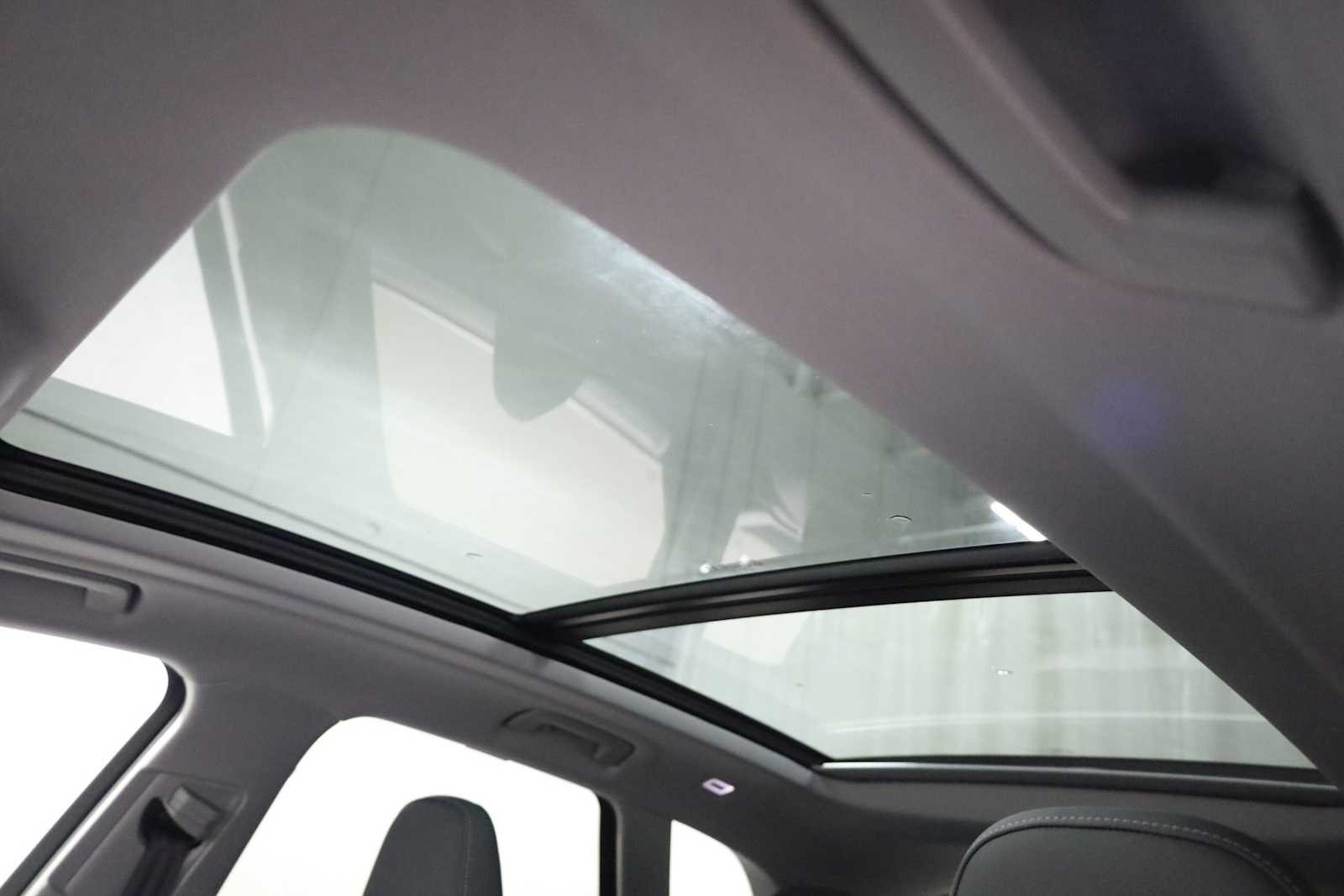 Thumbnail: 2025 Audi Q5 - 19