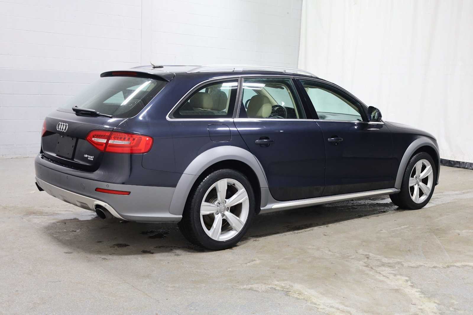 Thumbnail: 2014 Audi Allroad - 9