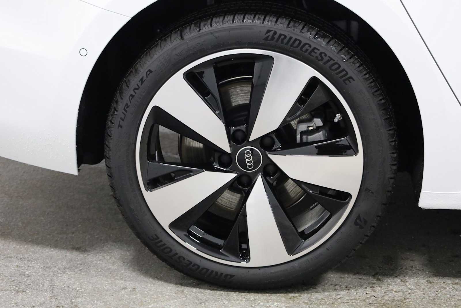 Thumbnail: 2025 Audi A5 - 36