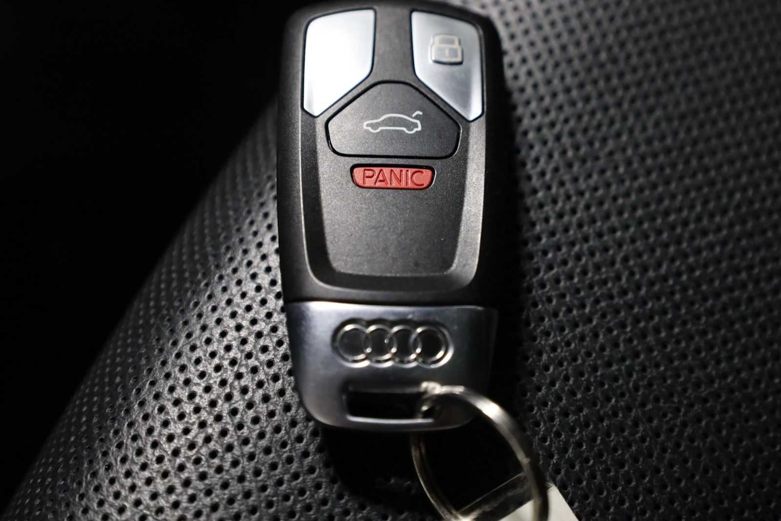 Thumbnail: 2018 Audi Q7 - 40