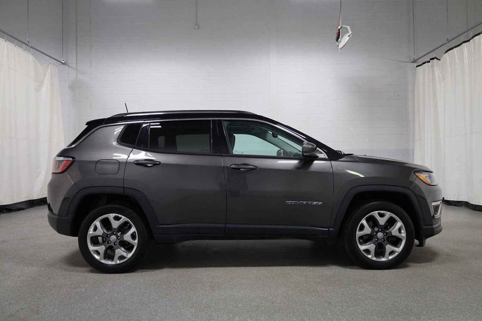Thumbnail: 2019 Jeep Compass - 10
