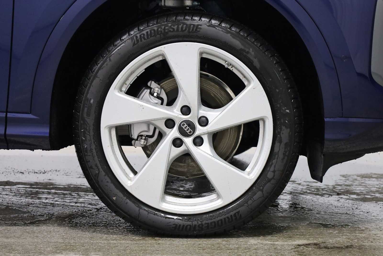 Thumbnail: 2025 Audi Q5 - 12