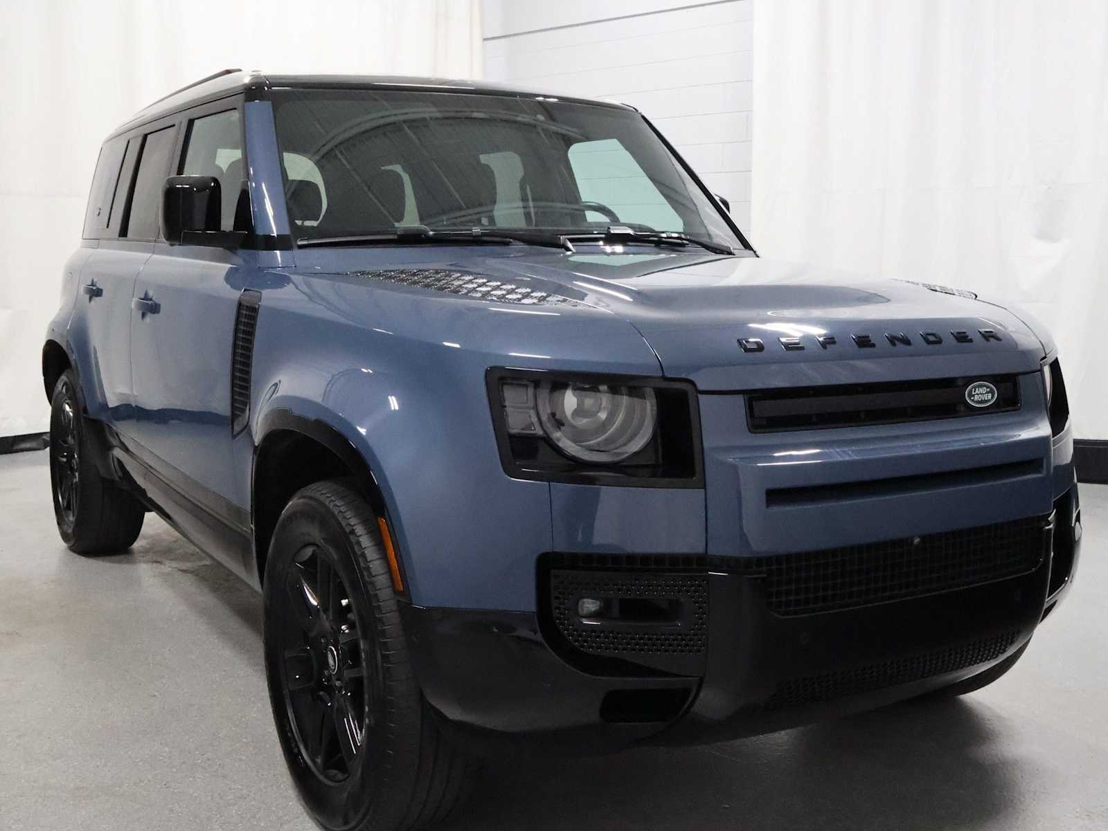 Thumbnail: 2024 Land Rover Defender - 13