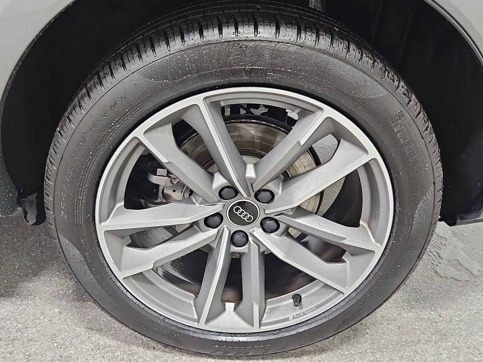 Thumbnail: 2023 Audi Q3 - 36