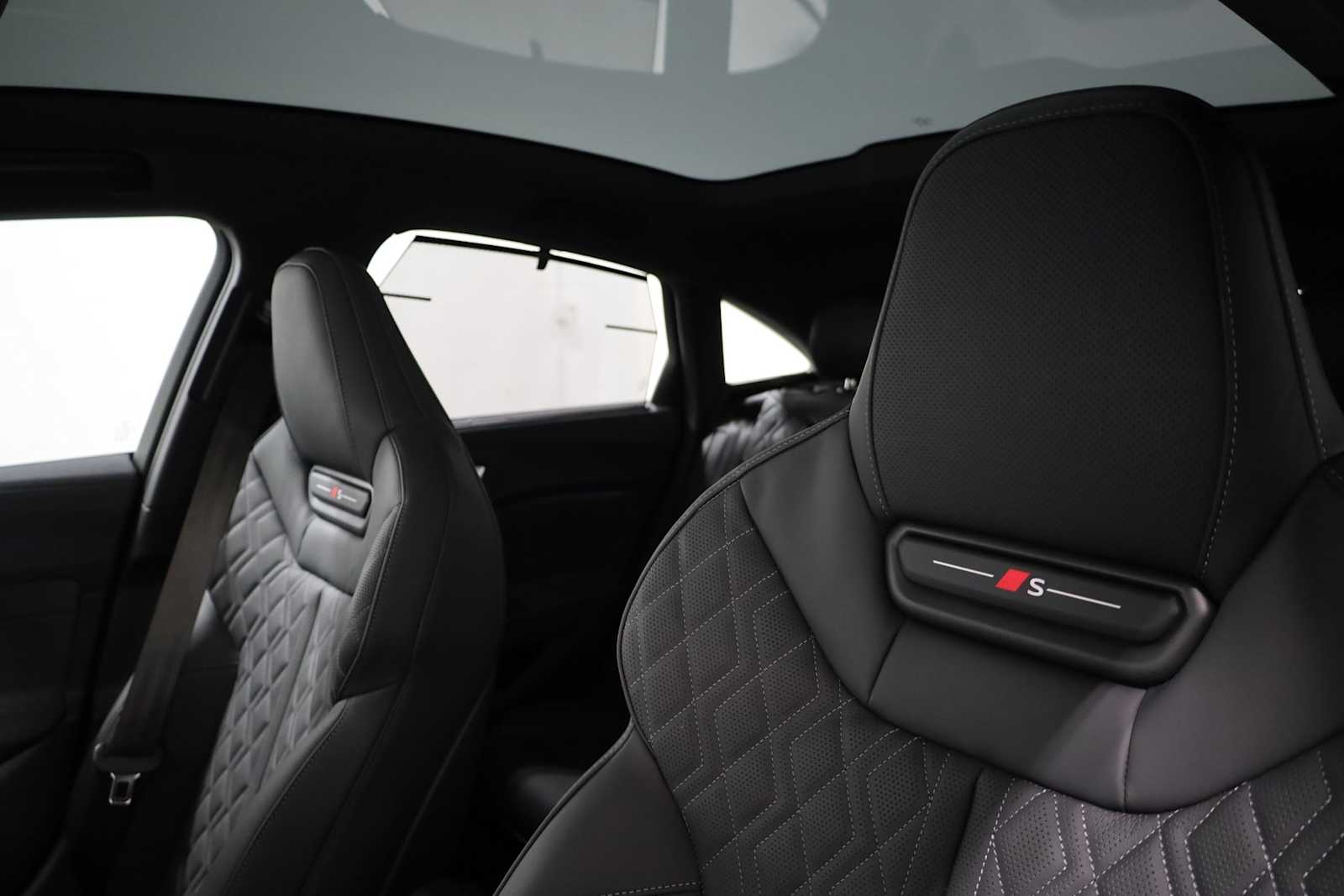 Thumbnail: 2025 Audi S5 - 18