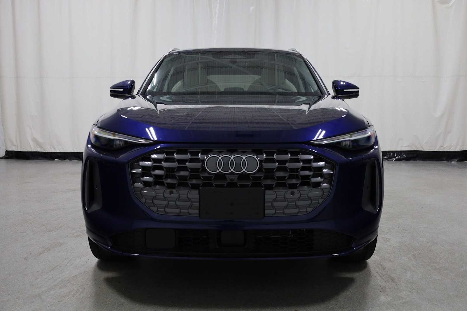 Thumbnail: 2026 Audi Q5 - 14