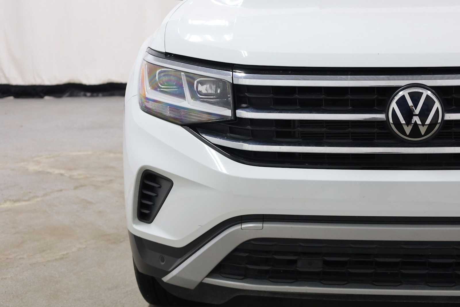 Thumbnail: 2023 Volkswagen Atlas - 15