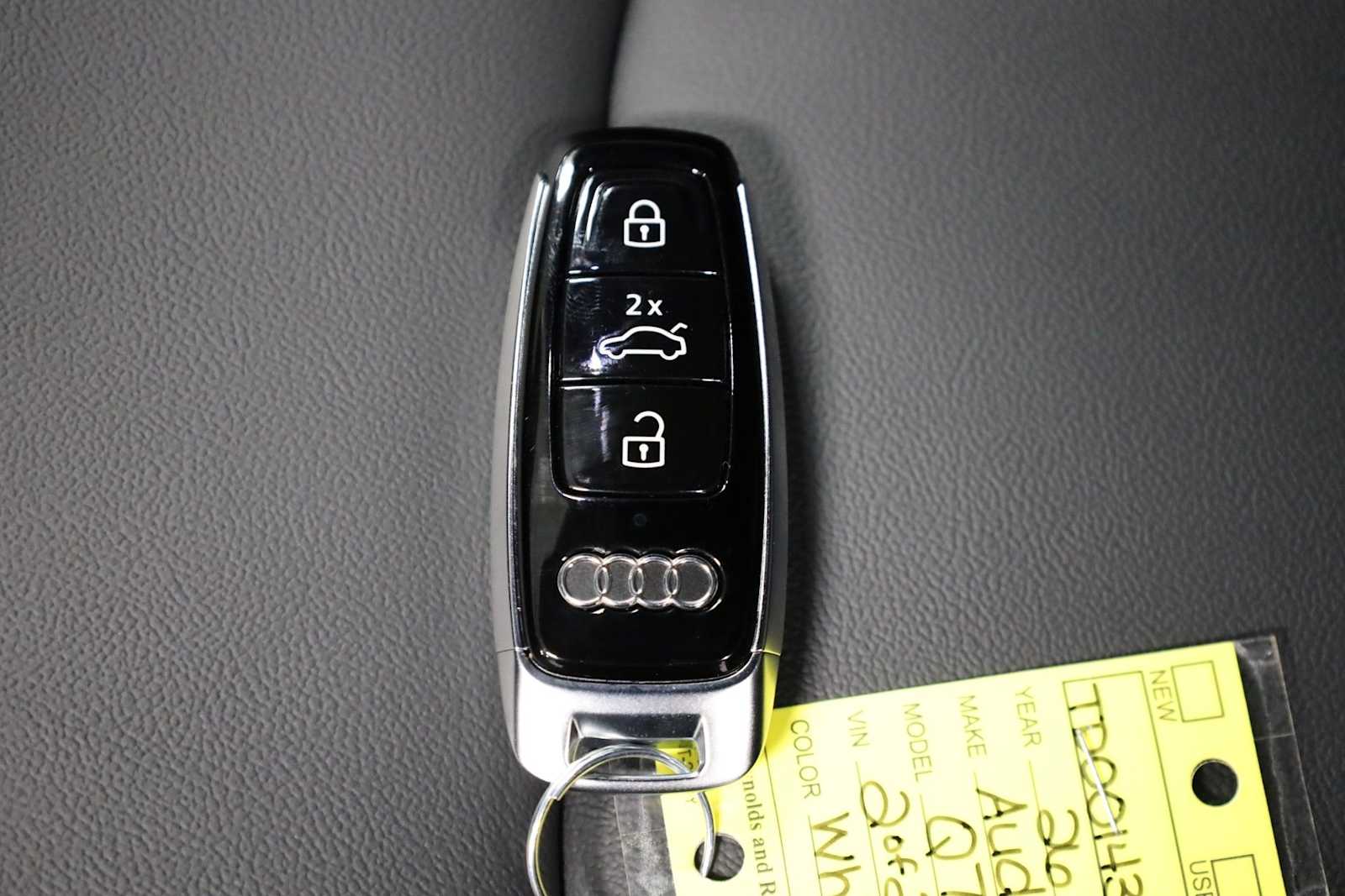 Thumbnail: 2026 Audi Q7 - 40