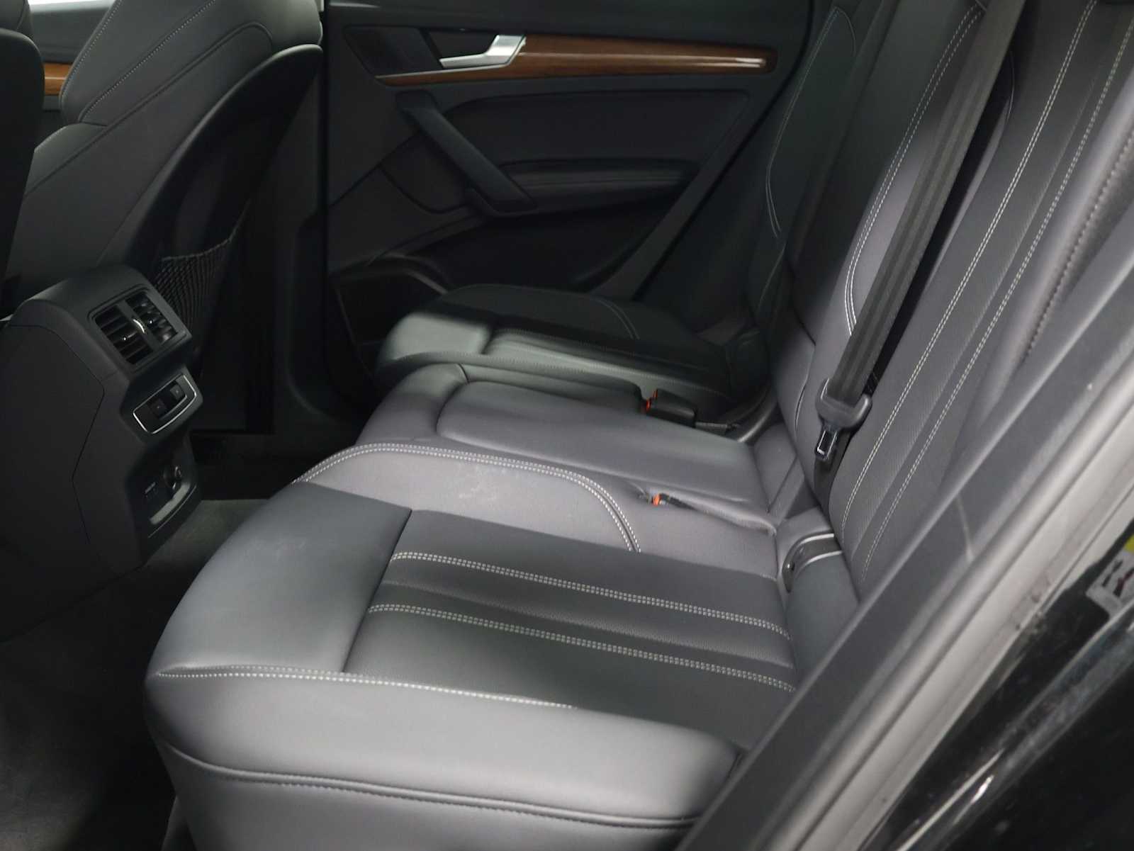 Thumbnail: 2023 Audi Q5 - 34