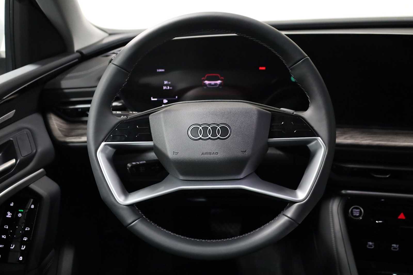 Thumbnail: 2025 Audi Q5 - 23