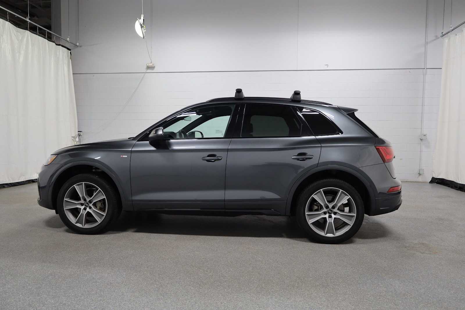 Thumbnail: 2025 Audi Q5 - 2