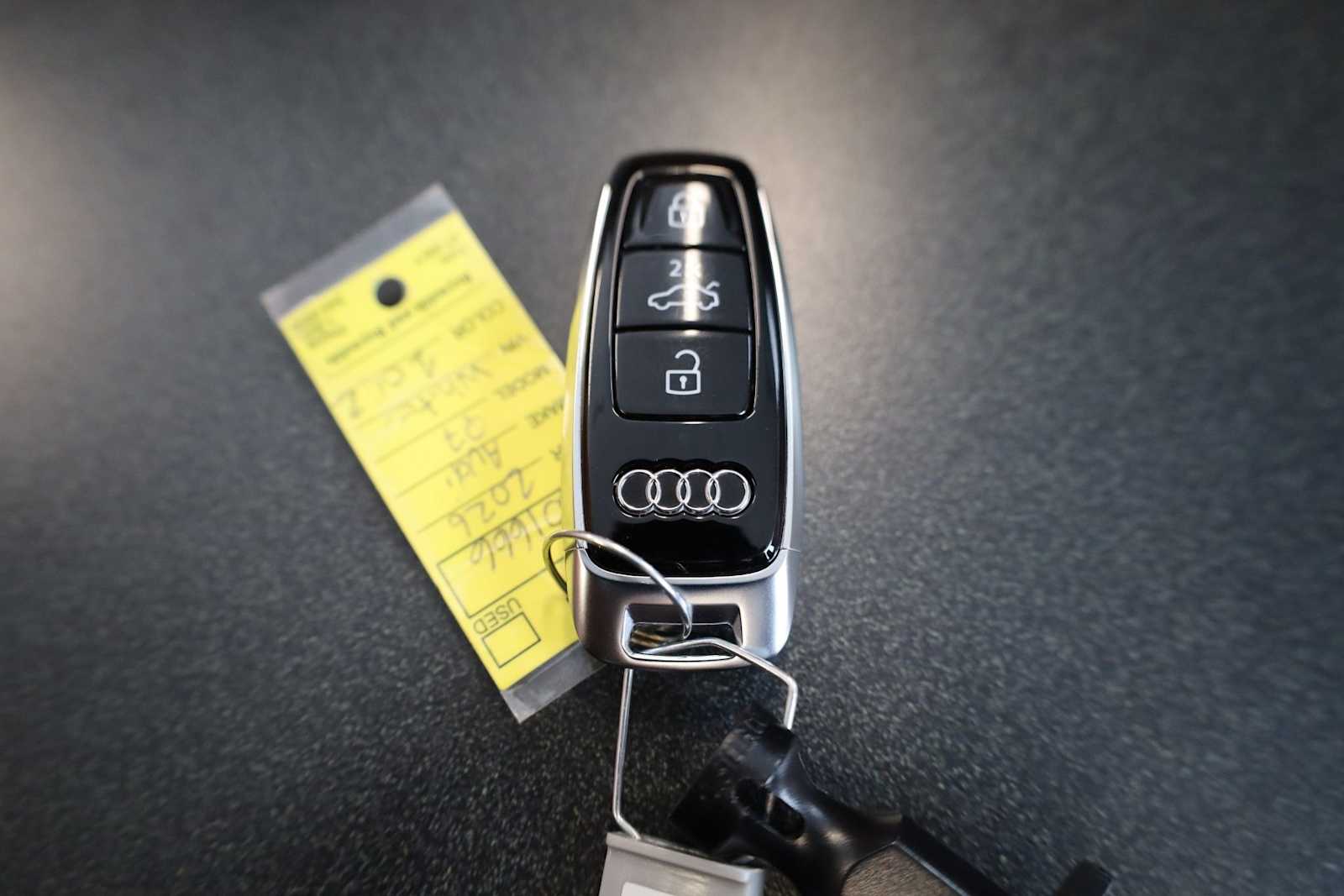 Thumbnail: 2026 Audi Q7 - 41