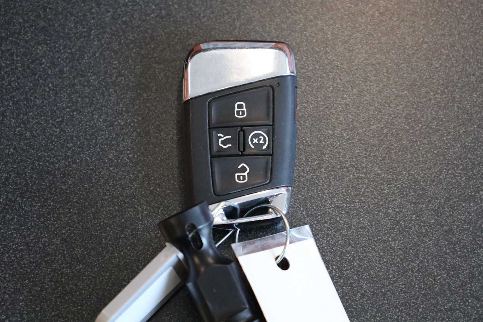 Thumbnail: 2023 Volkswagen Atlas - 37