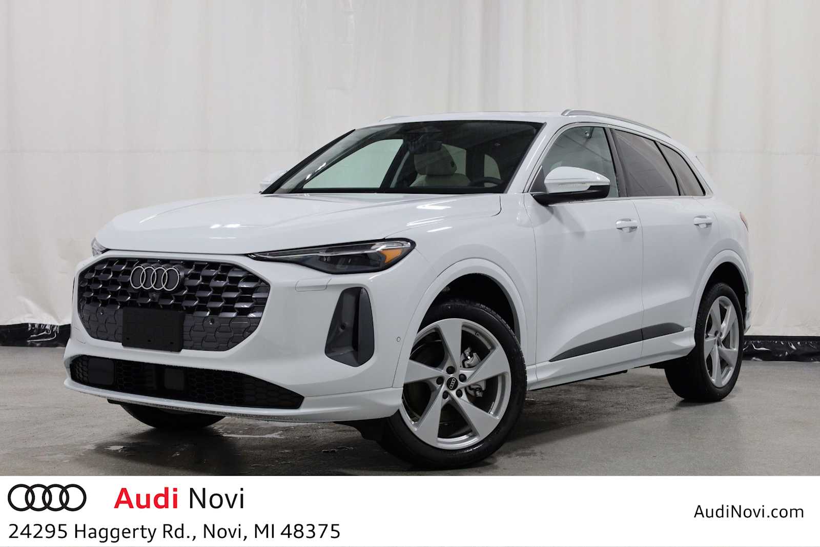 Thumbnail: 2026 Audi Q5 - 1
