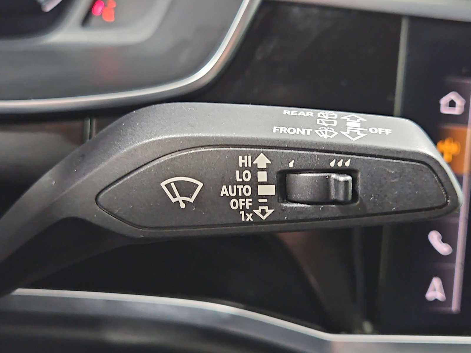 Thumbnail: 2023 Audi Q3 - 28