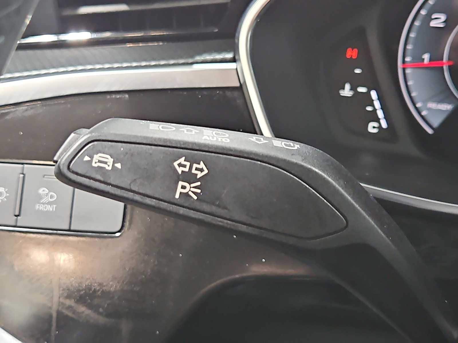 Thumbnail: 2023 Audi Q3 - 29