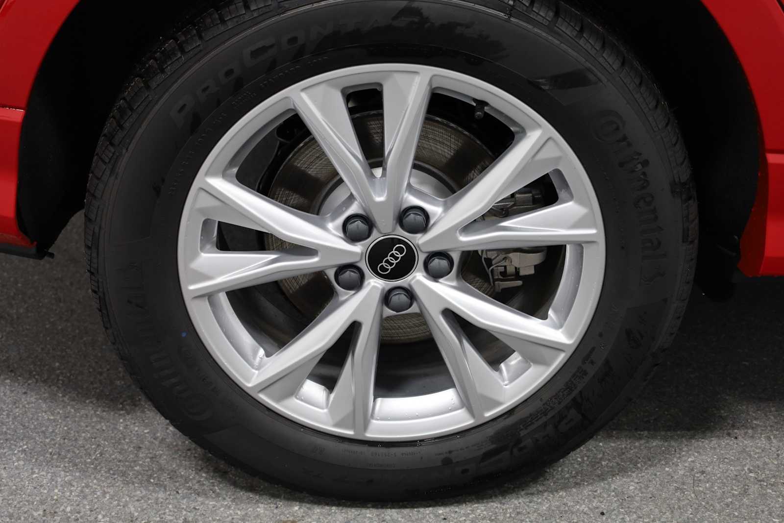 Thumbnail: 2025 Audi Q3 - 35