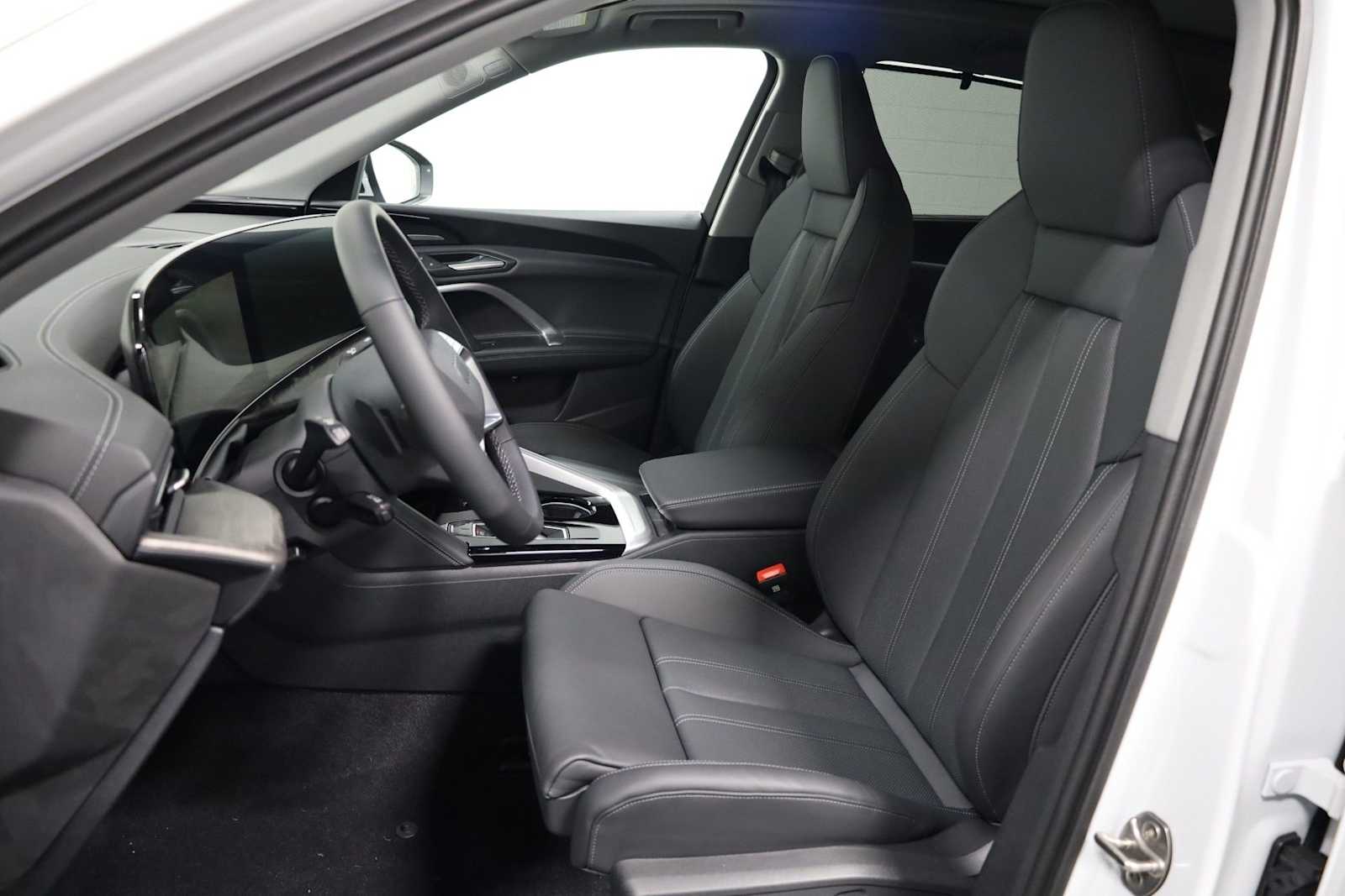 Thumbnail: 2025 Audi Q5 - 5