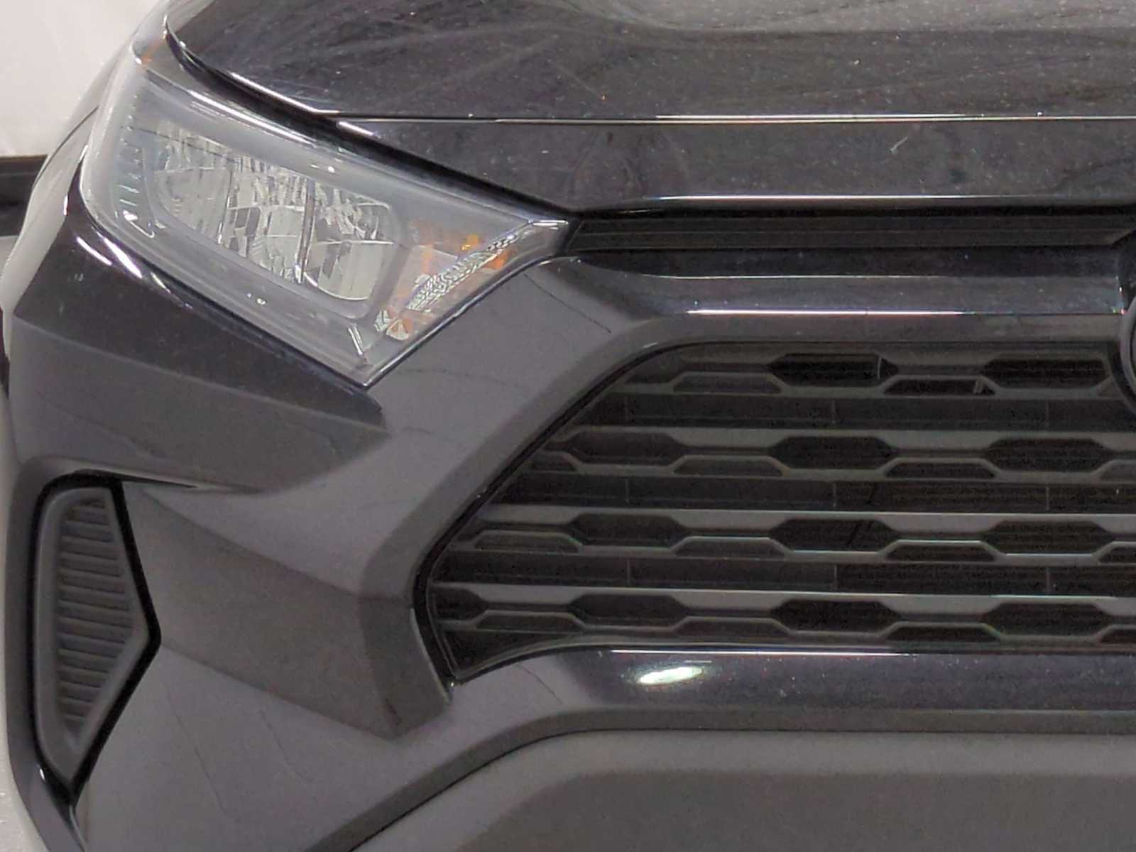 Thumbnail: 2022 Toyota RAV4 - 15