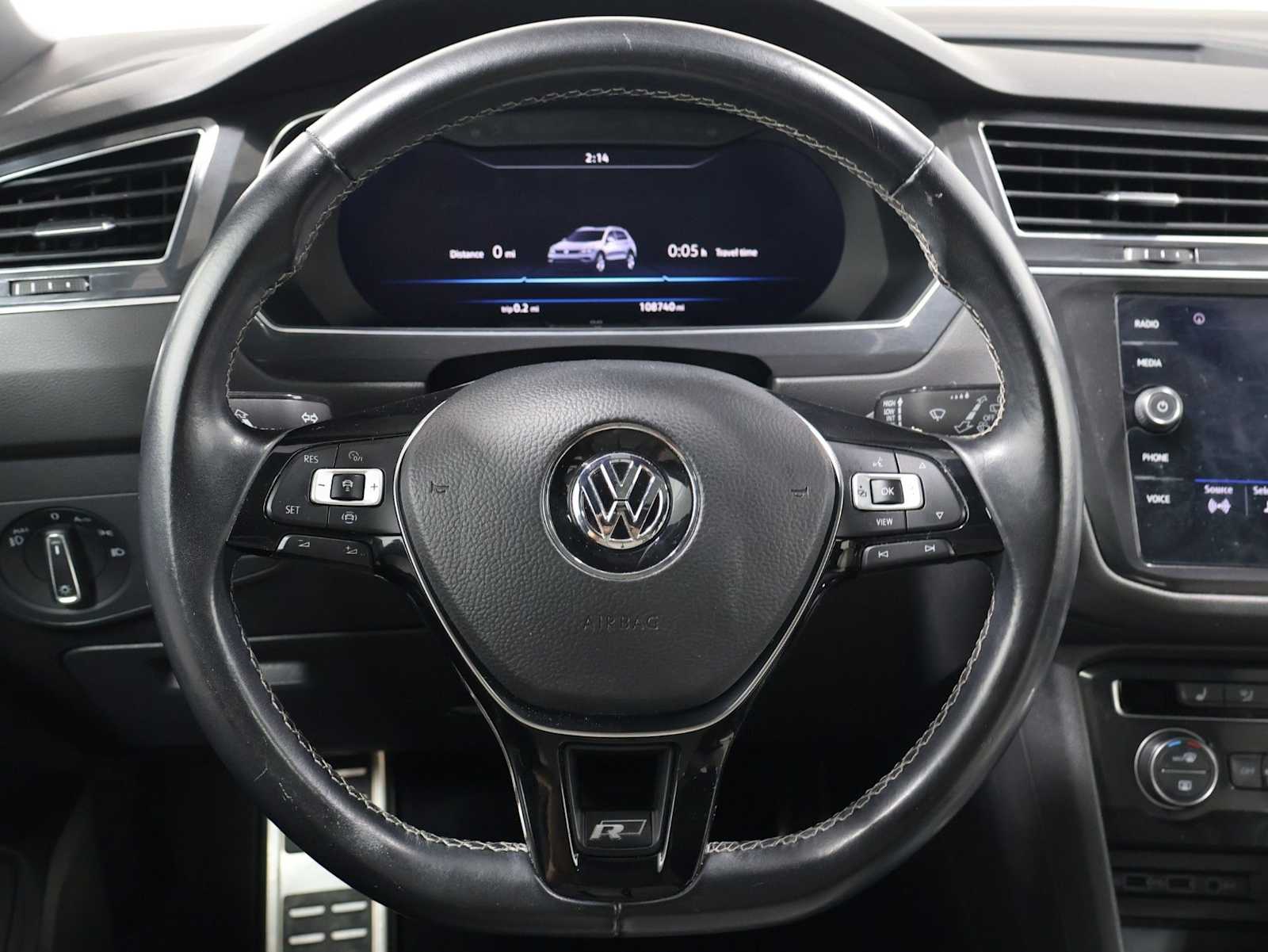 Thumbnail: 2019 Volkswagen Tiguan - 21