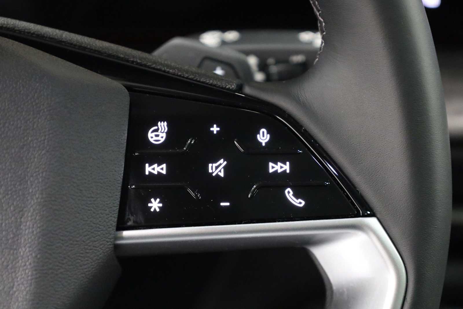 Thumbnail: 2025 Audi Q5 - 26