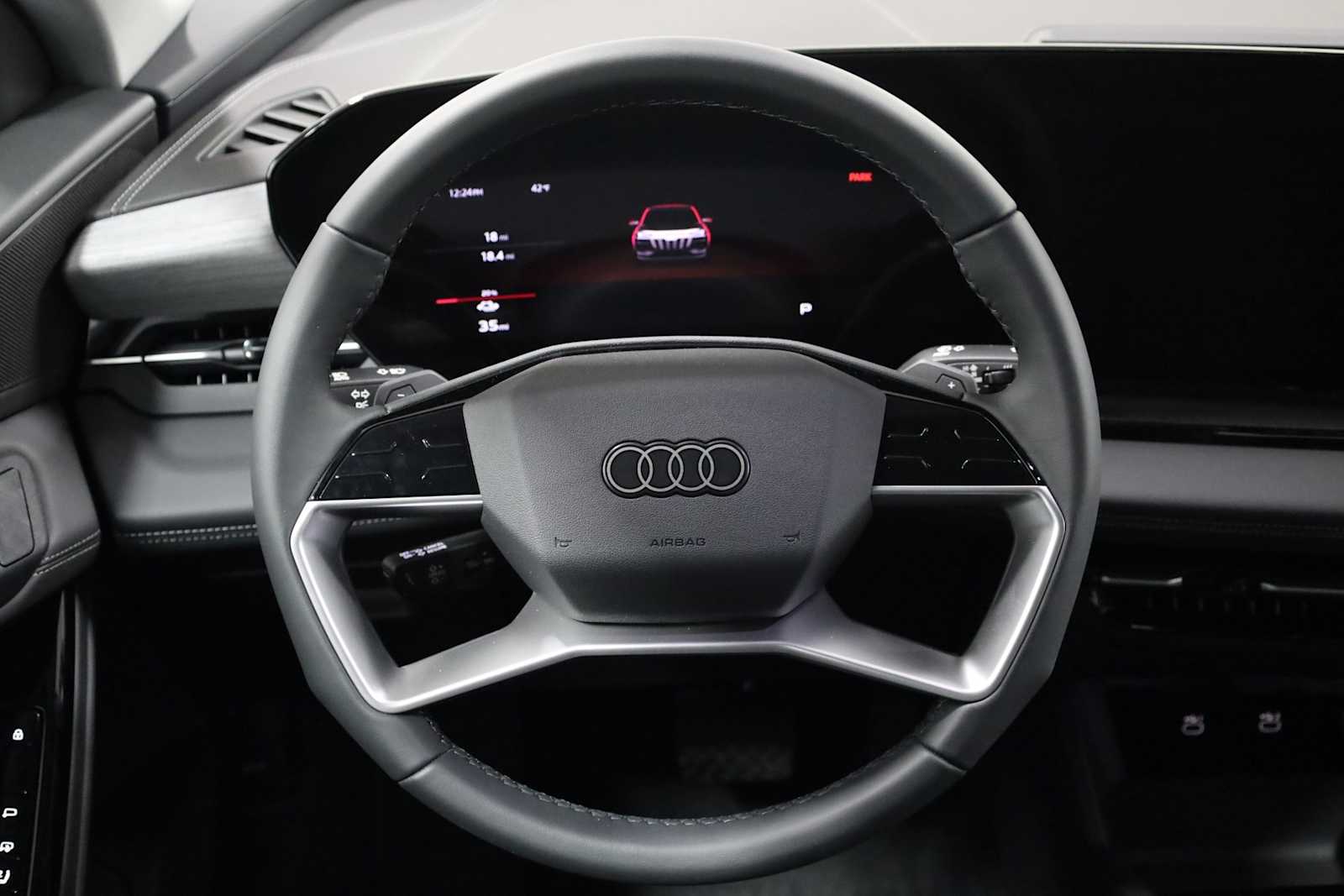 Thumbnail: 2025 Audi Q6 e-tron - 22