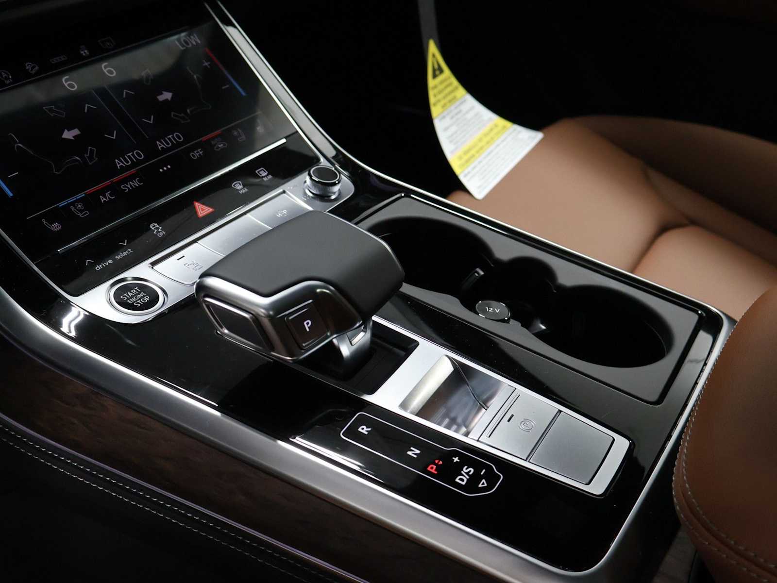 Thumbnail: 2026 Audi Q7 - 26