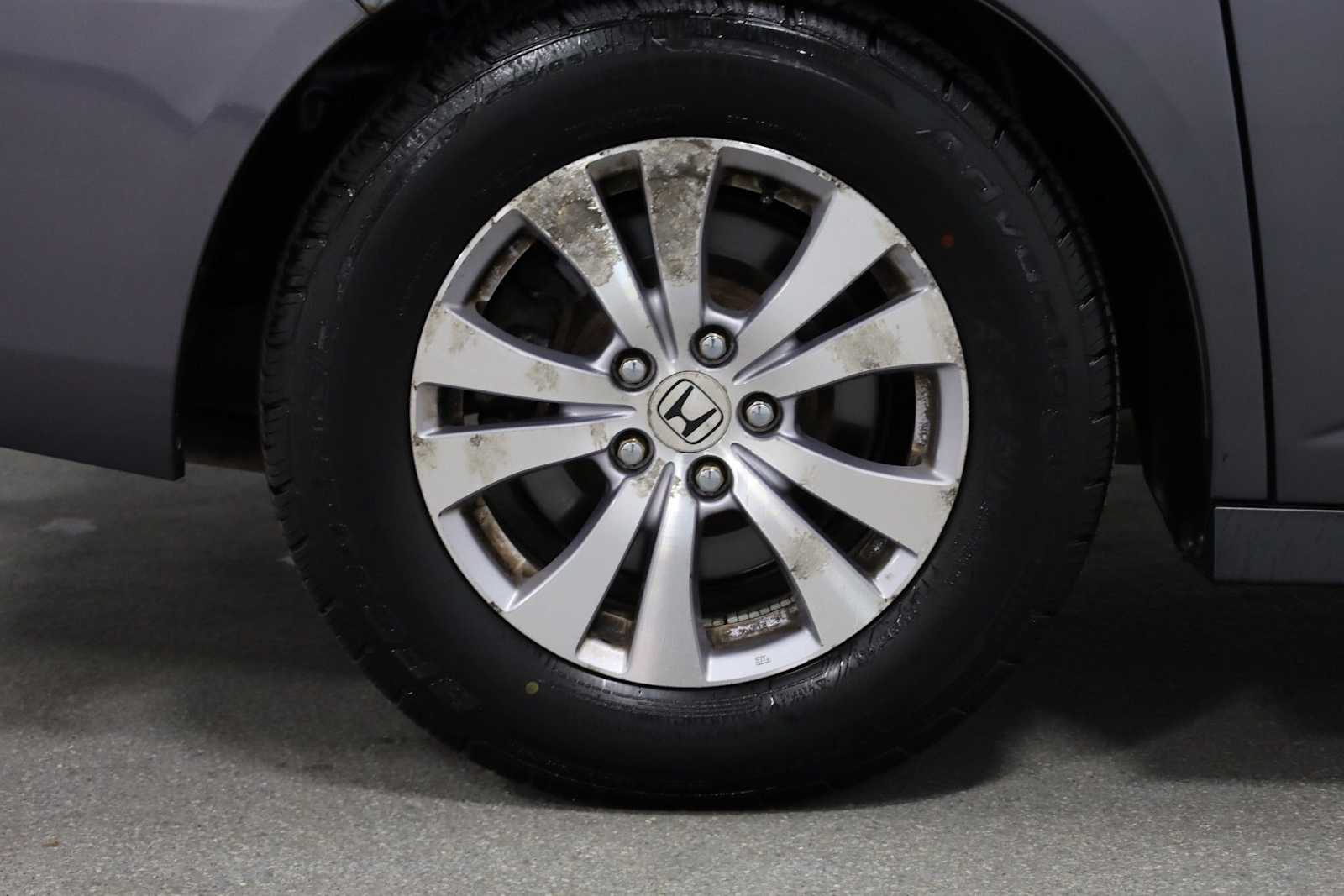 Thumbnail: 2015 Honda Odyssey - 34