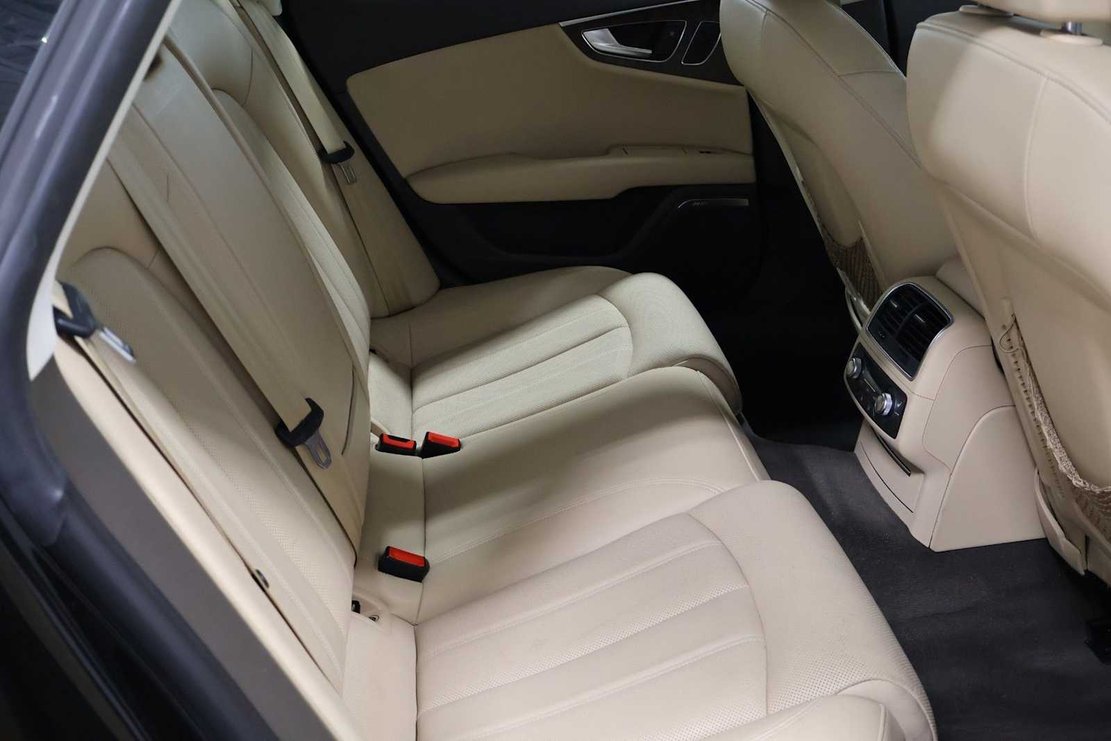 Thumbnail: 2015 Audi A7 - 34