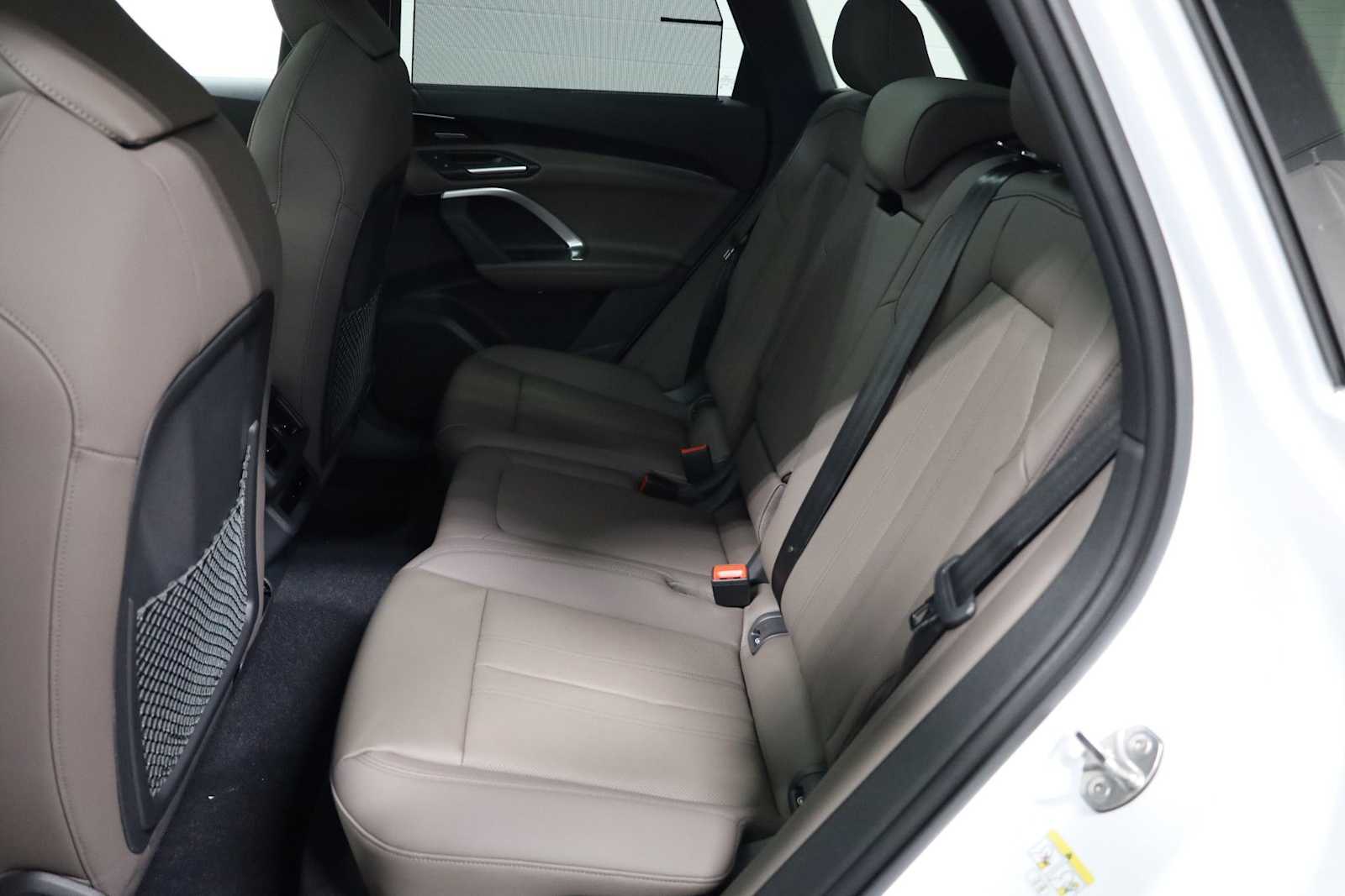 Thumbnail: 2025 Audi Q5 - 34