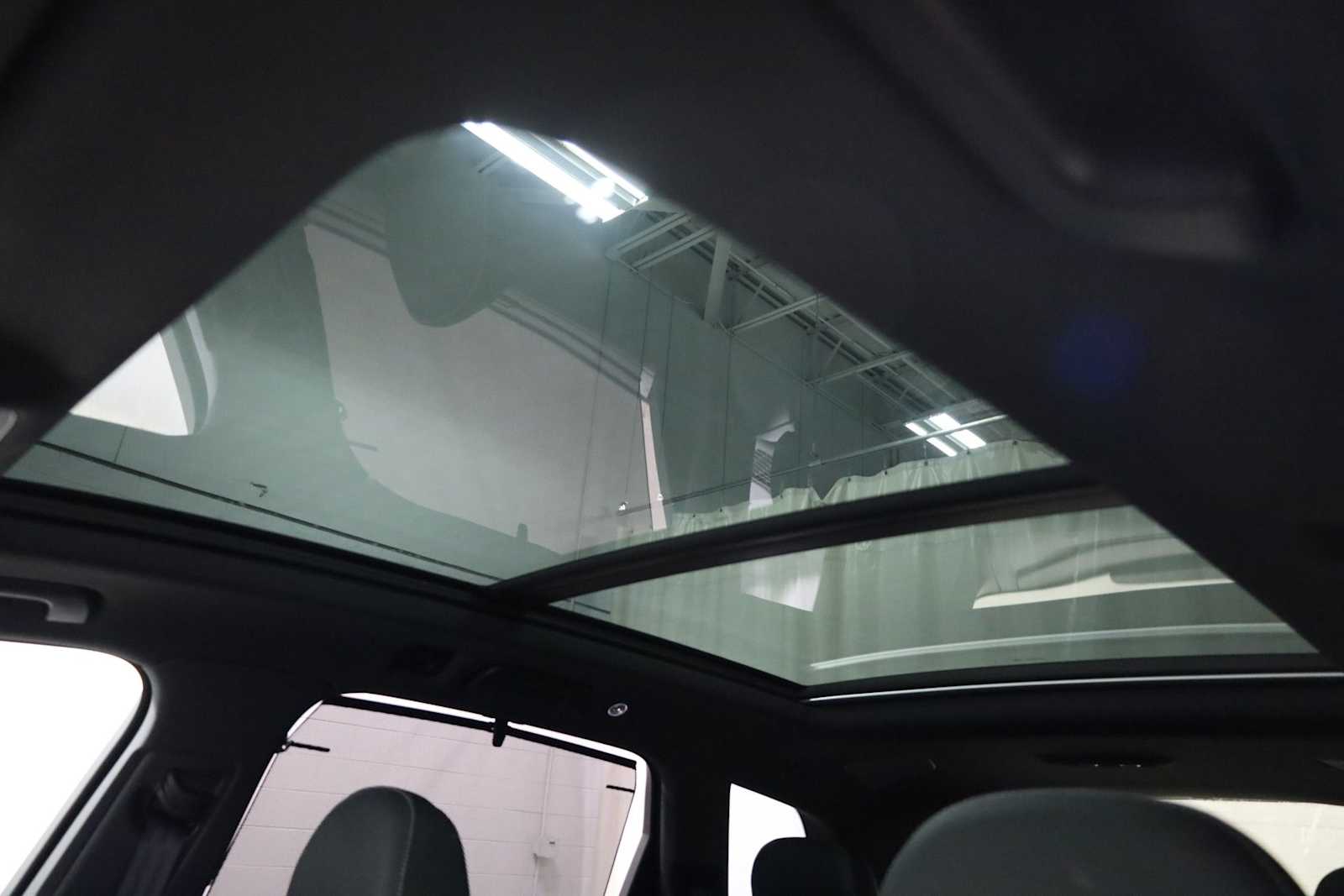 Thumbnail: 2026 Audi Q7 - 19