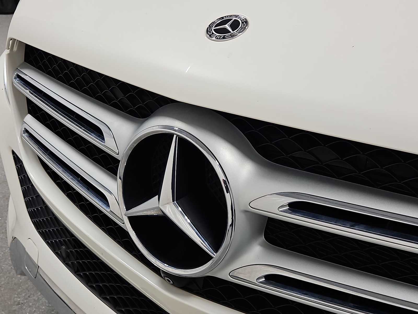 Thumbnail: 2018 Mercedes-Benz GLE - 3