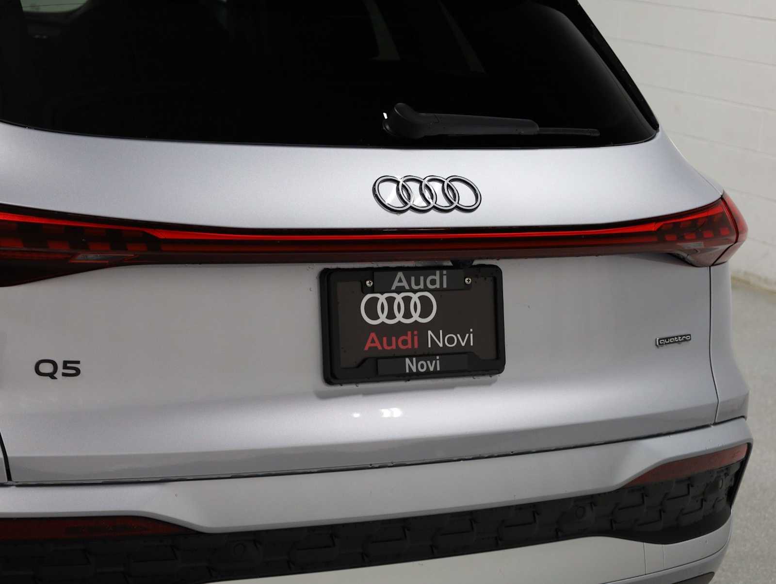 Thumbnail: 2026 Audi Q5 - 8