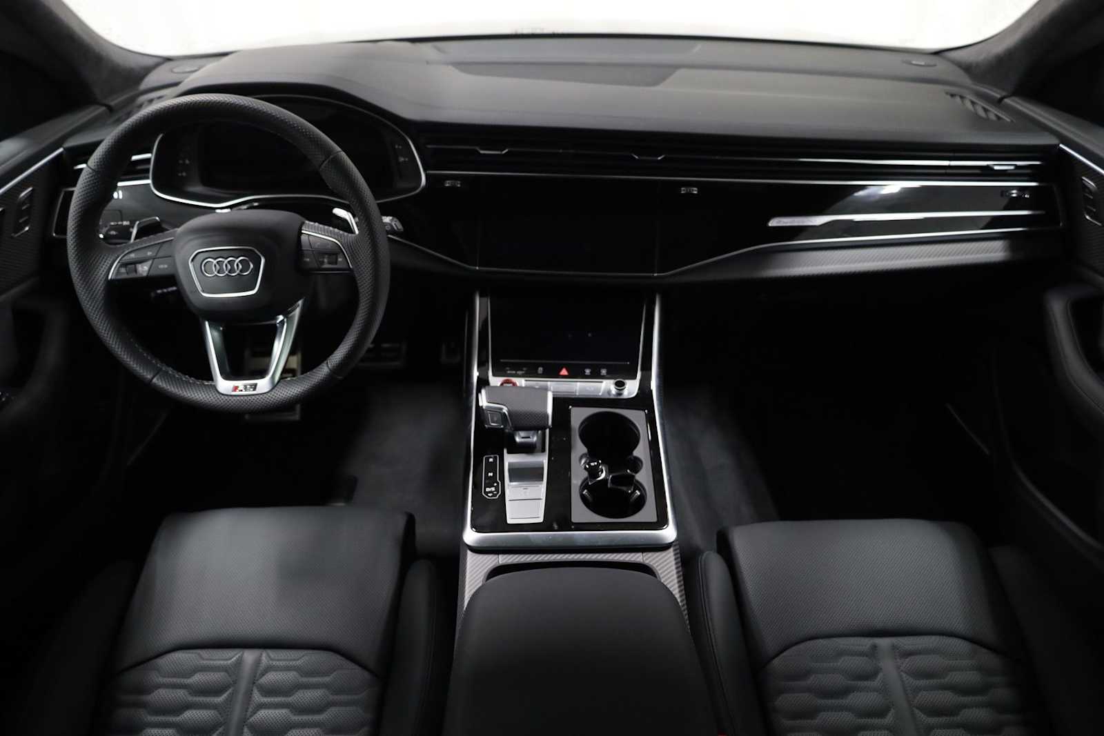 Thumbnail: 2026 Audi RS Q8 - 23