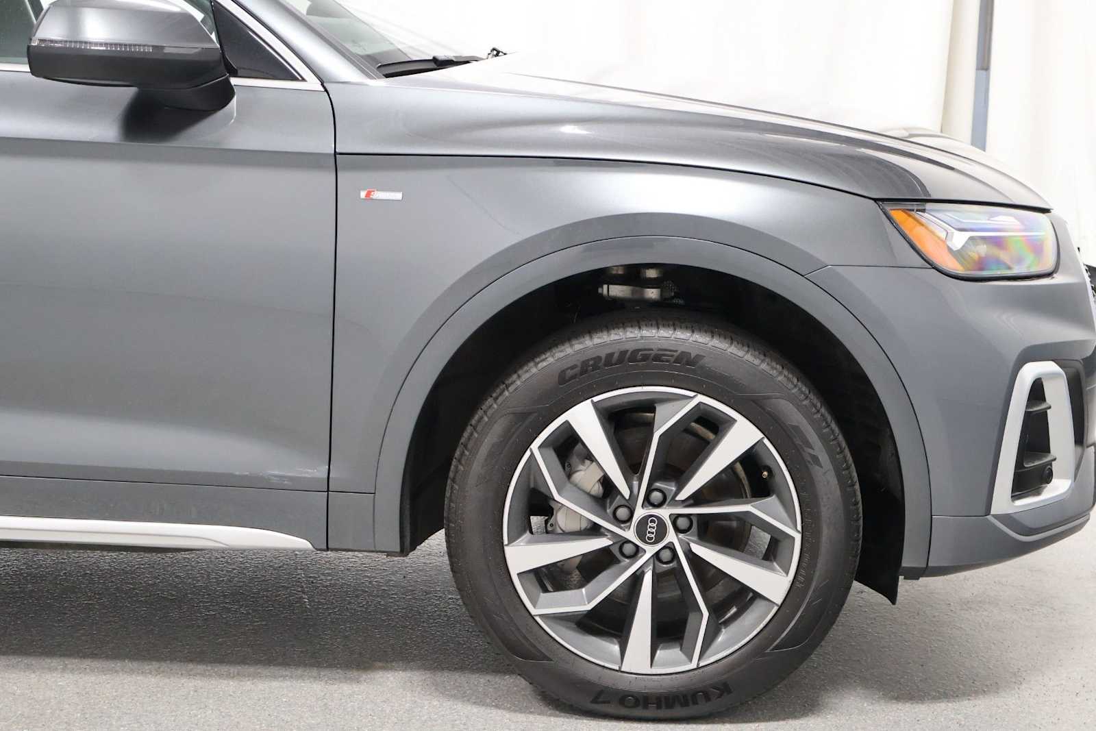 Thumbnail: 2023 Audi Q5 - 11