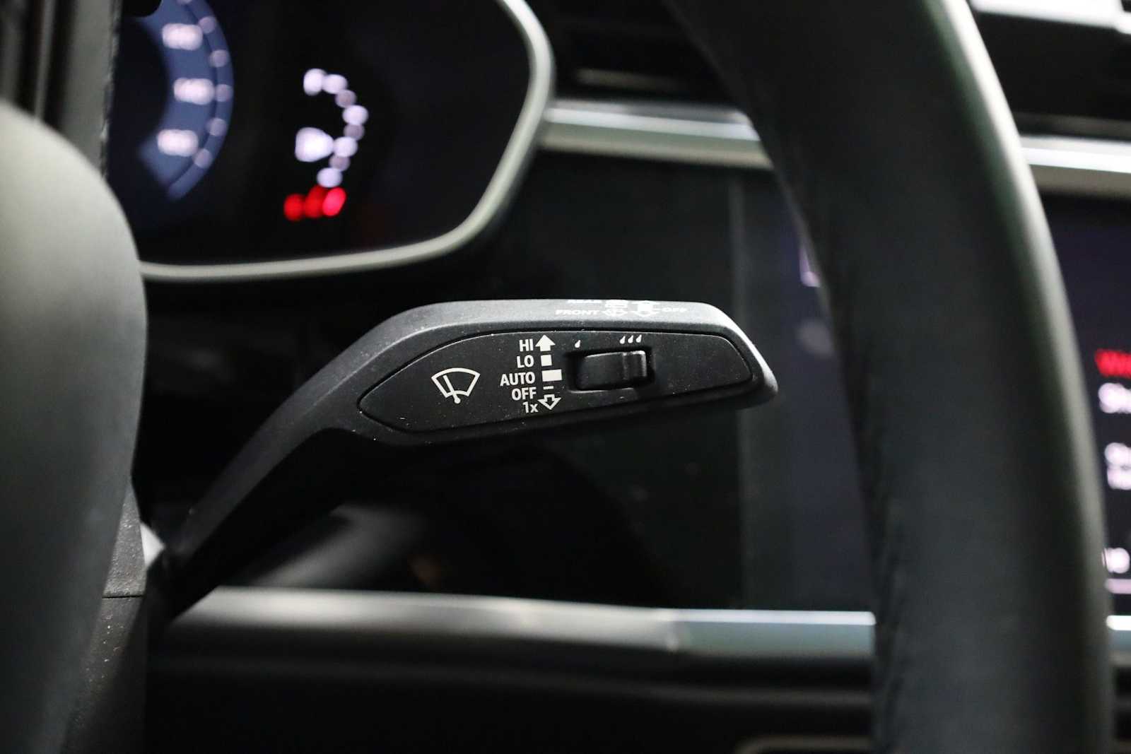 Thumbnail: 2023 Audi Q3 - 28