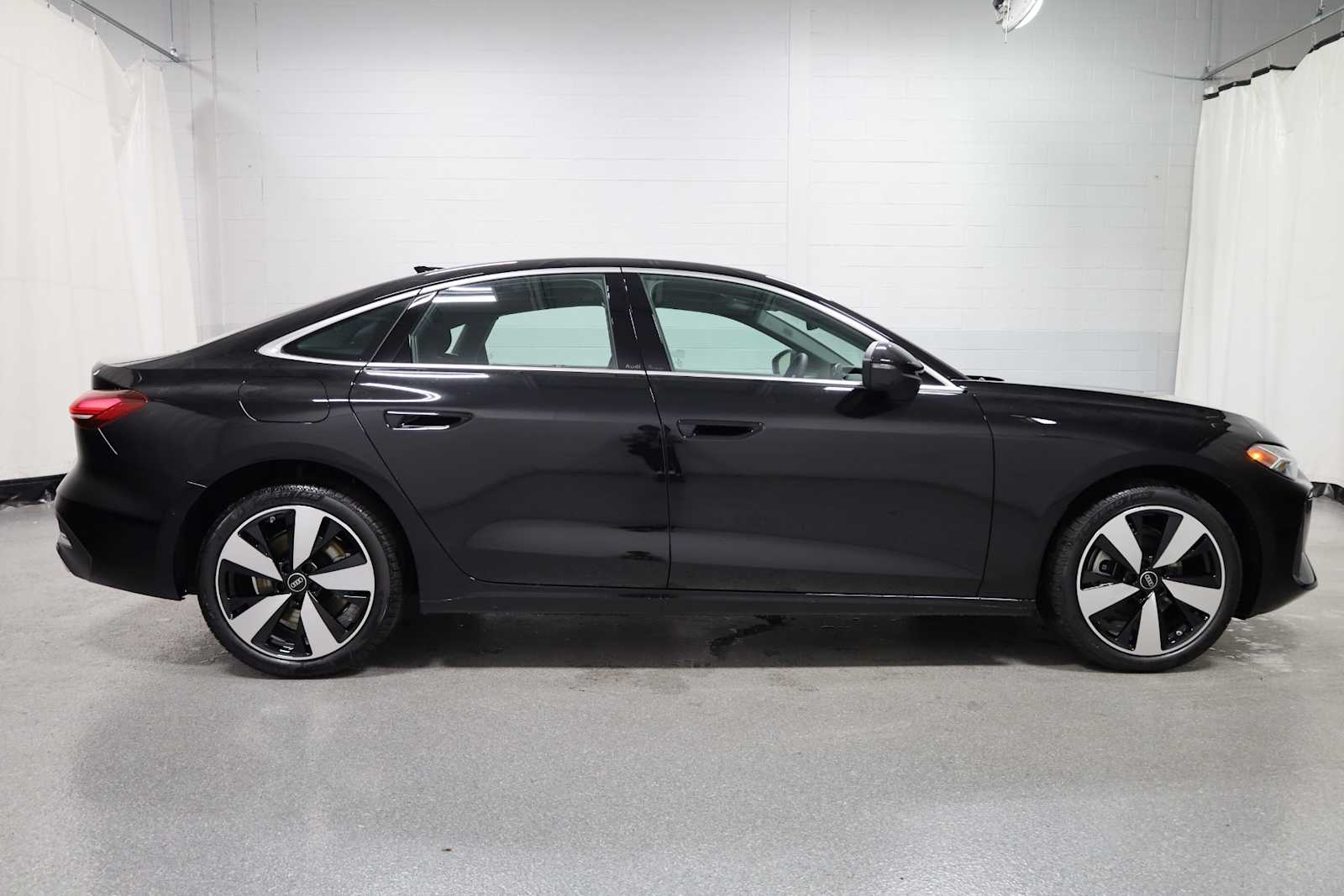 Thumbnail: 2025 Audi A5 - 10