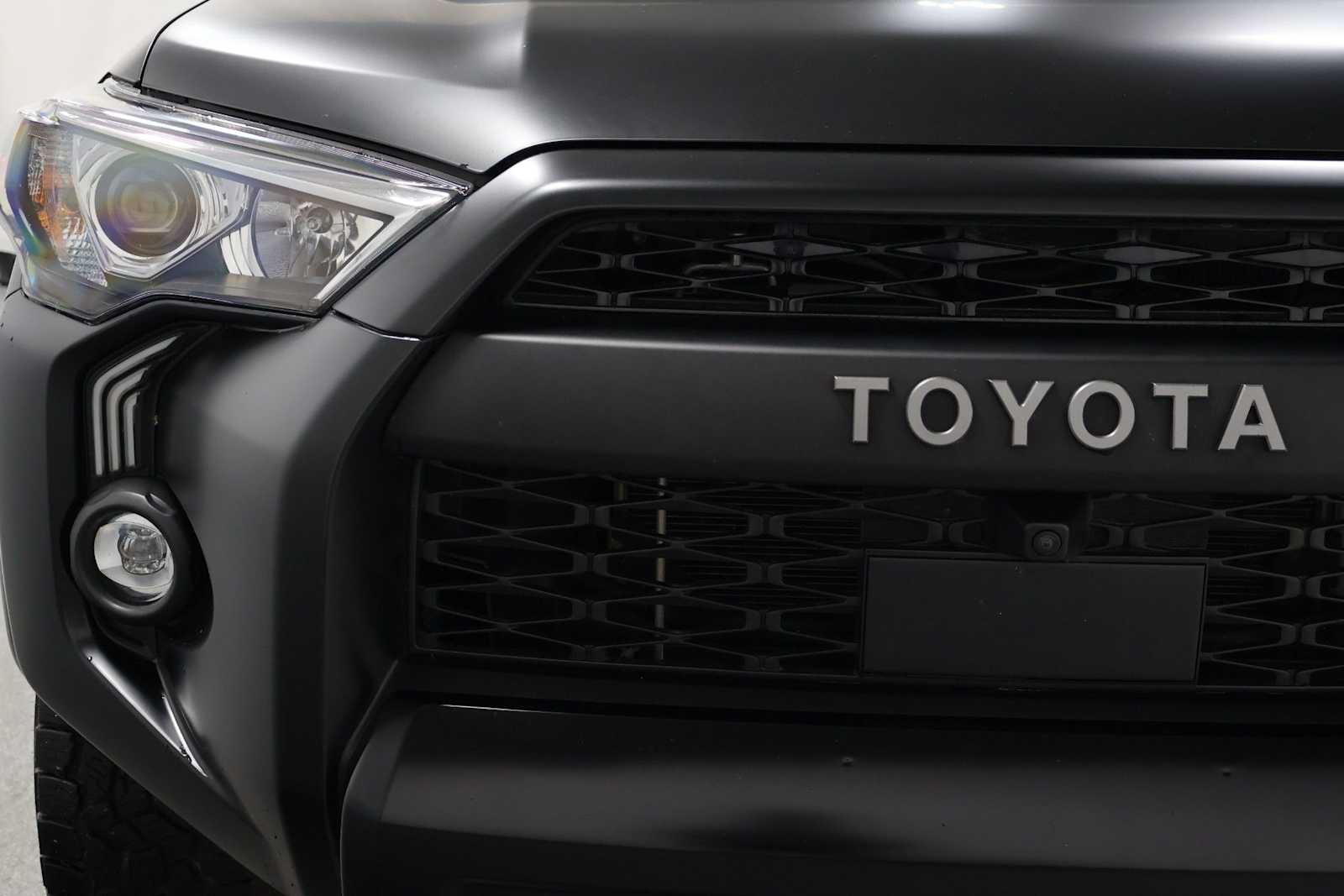 Thumbnail: 2023 Toyota 4Runner - 15