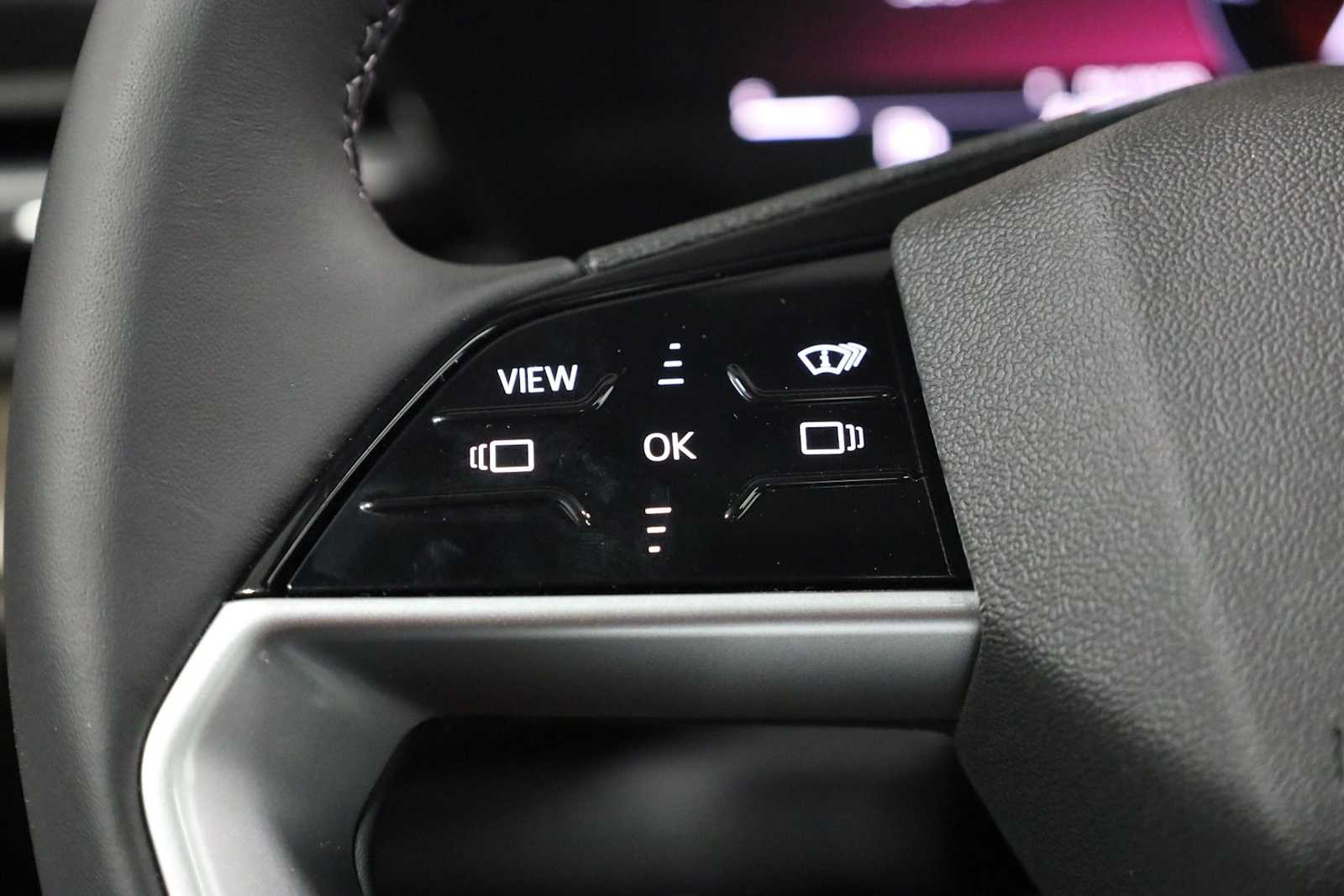 Thumbnail: 2025 Audi Q5 - 24