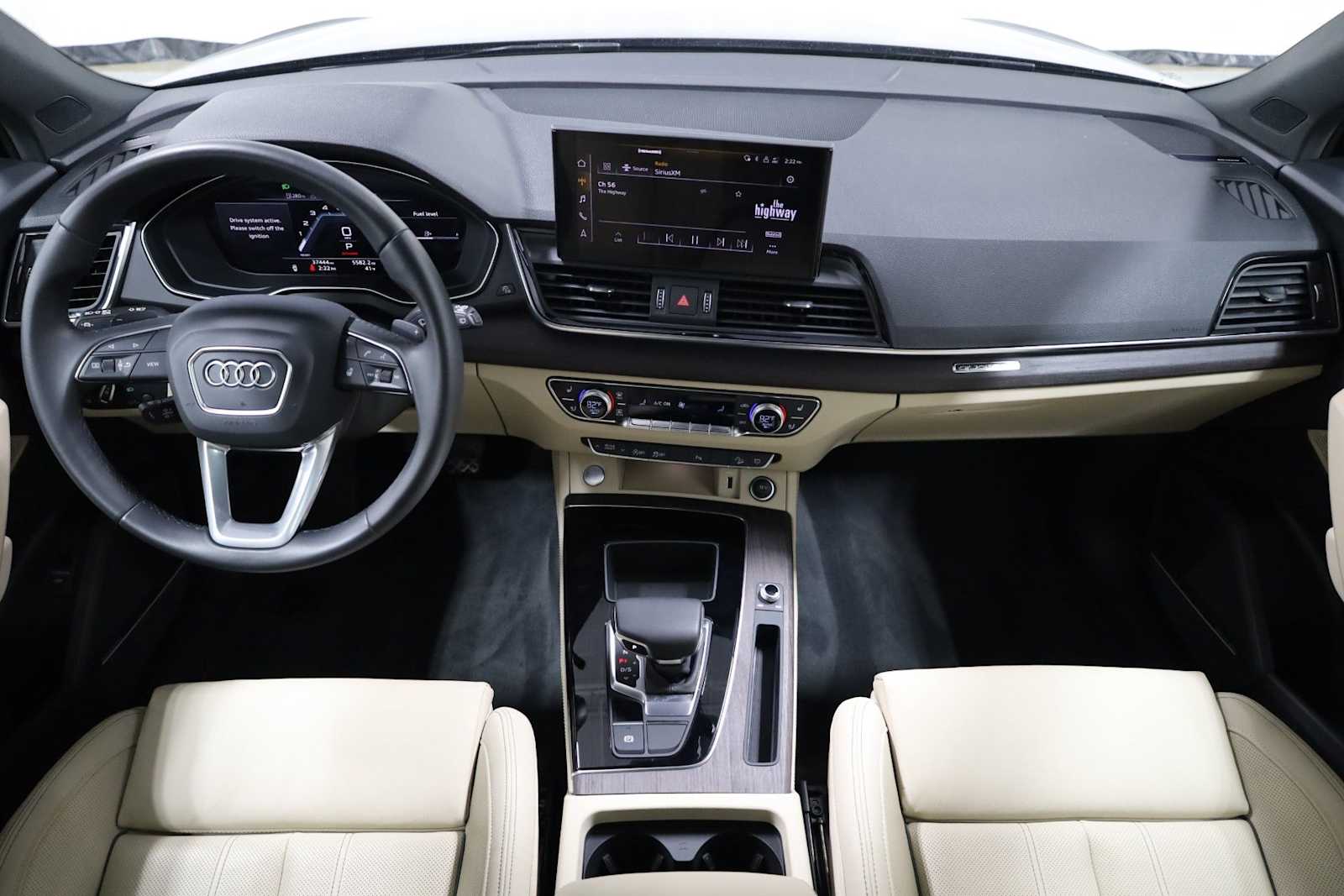 Thumbnail: 2023 Audi Q5 - 24