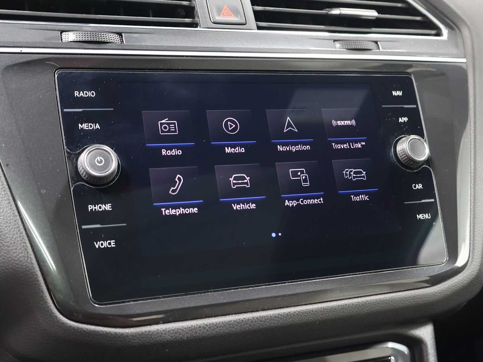 Thumbnail: 2019 Volkswagen Tiguan - 28